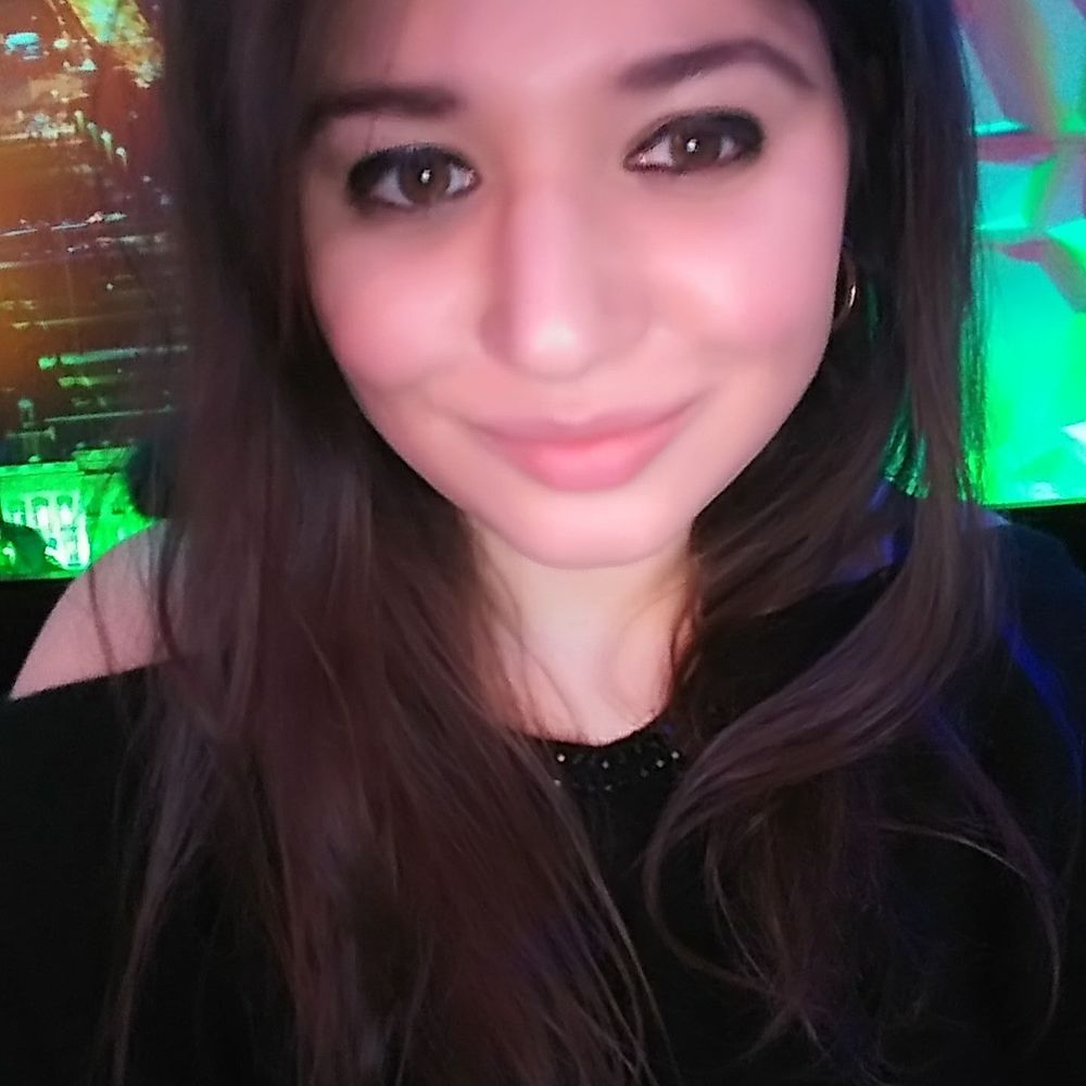 Meet your Posher, Leah